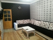 Satılır 3 otaqlı 80 m2 köhnə tikili Hərbi Hospital