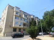 Satılır 2 otaqlı 35 m2 köhnə tikili Xalqlar Dostluğu m.