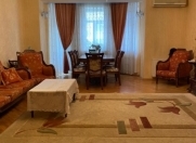 Satılır 3 otaqlı 130 m2 yeni tikili Qış parkı