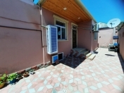 Satılır 3 otaqlı 90 m2 həyət evi Binəqədi