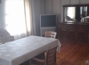 İcarəyə verilir 3 otaqlı 100 m2 həyət evi İnşaatçılar m.