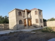 Satılır 5 otaqlı 200 m2 həyət evi Koroğlu m.