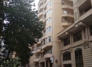 İcarəyə verilir 4 otaqlı 360 m2 yeni tikili Axundov bağı