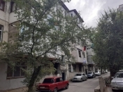 Satılır 2 otaqlı 50 m2 köhnə tikili 3 mkr