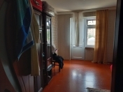 Satılır 3 otaqlı 67.6 m2 köhnə tikili Y.Günəşli