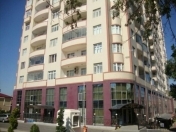 İcarəyə verilir 3 otaqlı 150 m2 yeni tikili Elmlər Akademiyası m.