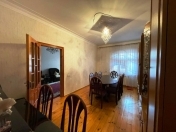 Satılır 5 otaqlı 100 m2 köhnə tikili Y.Günəşli