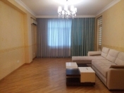 İcarəyə verilir 2 otaqlı 90 m2 yeni tikili İnşaatçılar m.