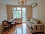 İcarəyə verilir 3 otaqlı 70 m2 köhnə tikili Yasamal r.