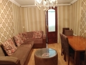 İcarəyə verilir 2 otaqlı 60 m2 köhnə tikili Elmlər Akademiyası m.