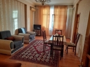 Satılır 2 otaqlı 65 m2 yeni tikili Xalqlar Dostluğu m.