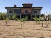 Satılır 5 otaqlı 200 m2 bağ evi Koroğlu Parkı