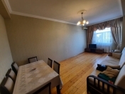 Satılır 2 otaqlı 77 m2 yeni tikili Qara Qarayev m.