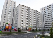 İcarəyə verilir 3 otaqlı 80 m2 yeni tikili İnşaatçılar m.