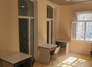 İcarəyə verilir 5 otaqlı 115 m2 ofis 28 May m.