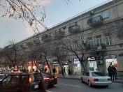 Satılır 1 otaqlı 30 m2 köhnə tikili 28 May m.