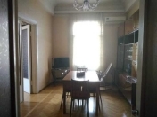 İcarəyə verilir 3 otaqlı 75 m2 köhnə tikili Elmlər Akademiyası m.