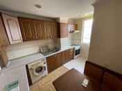 İcarəyə verilir 2 otaqlı 45 m2 köhnə tikili Elmlər Akademiyası m.