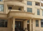 İcarəyə verilir 3 otaqlı 180 m2 yeni tikili Caspian Plaza