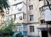 İcarəyə verilir 2 otaqlı 32 m2 köhnə tikili İnşaatçılar m.