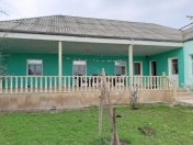 Satılır 3 otaqlı 6000 m2 yeni tikili Qobu