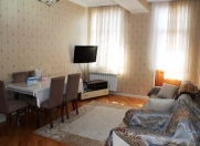 İcarəyə verilir 3 otaqlı 96 m2 yeni tikili Yasamal parkı