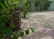 İcarəyə verilir 4 otaqlı 600 m2 bağ evi Novxanı