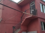 İcarəyə verilir 3 otaqlı 75 m2 həyət evi Megafun