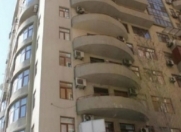 Satılır 6 otaqlı 218 m2 yeni tikili 28 May m.