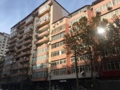 Satılır 6 otaqlı 382 m2 yeni tikili Gənclik m.