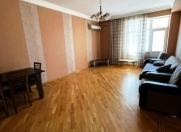 İcarəyə verilir 3 otaqlı 90 m2 yeni tikili Nizami m.