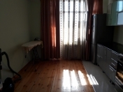 Satılır 2 otaqlı 87 m2 yeni tikili Neapol dairəsi