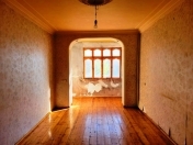 Satılır 3 otaqlı 81 m2 köhnə tikili Y.Günəşli