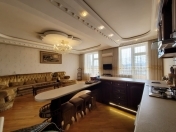 Satılır 1 otaqlı 60 m2 yeni tikili Nəriman Nərimanov m.