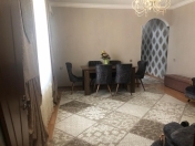 Satılır 2 otaqlı 68 m2 həyət evi Neftçilər m.
