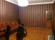 Satılır 4 otaqlı 175 m2 yeni tikili Azərbaycan Dillər Universiteti