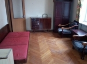 Satılır 1 otaqlı 35 m2 köhnə tikili Elmlər Akademiyası m.