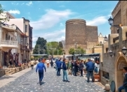 İcarəyə verilir 5 otaqlı 200 m2 obyekt İçəri Şəhər m.