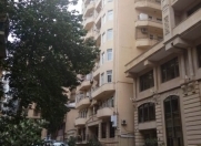 İcarəyə verilir 3 otaqlı 120 m2 yeni tikili Axundov bağı