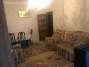 Satılır 3 otaqlı 70 m2 köhnə tikili Y.Günəşli