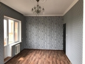 Satılır 2 otaqlı 60 m2 köhnə tikili Olimpia Stadionu