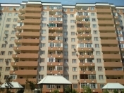 Satılır 1 otaqlı 72 m2 yeni tikili Əhmədli m.