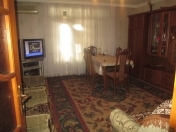 Satılır 2 otaqlı 75 m2 köhnə tikili Beşmərtəbə