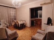 Satılır 2 otaqlı 60 m2 köhnə tikili 8 km