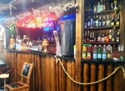 İcarəyə verilir 4 otaqlı 200 m2 obyekt İnşaatçılar m.