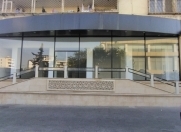 Satılır 3 otaqlı 140 m2 obyekt Xalqlar Dostluğu m.