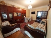 Satılır 2 otaqlı 48 m2 köhnə tikili 3 mkr