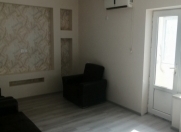 Satılır 2 otaqlı 67 m2 köhnə tikili Ayna Sultanova heykəli