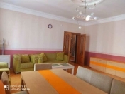 İcarəyə verilir 2 otaqlı 110 m2 yeni tikili Gənclik m.