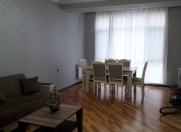 İcarəyə verilir 3 otaqlı 120 m2 yeni tikili İnşaatçılar m.